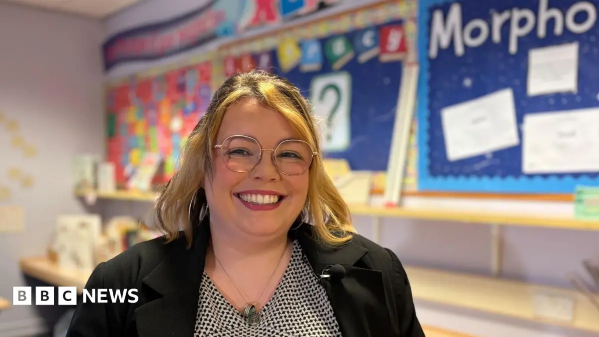 Glasgow Secondary Schools Employ Primary Teachers for Pupil Literacy Catch-Up Programme