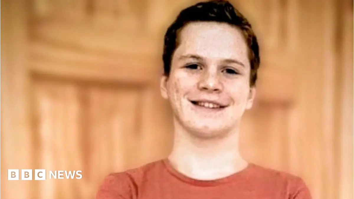Metropolitan Police Investigating Joshua Robbins' Fatal Balcony Fall in South London