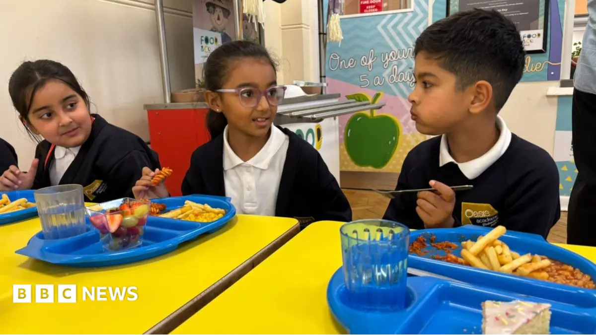 England Implements Sweeping School Food Standards, Curtailing Deep-Fried Offerings