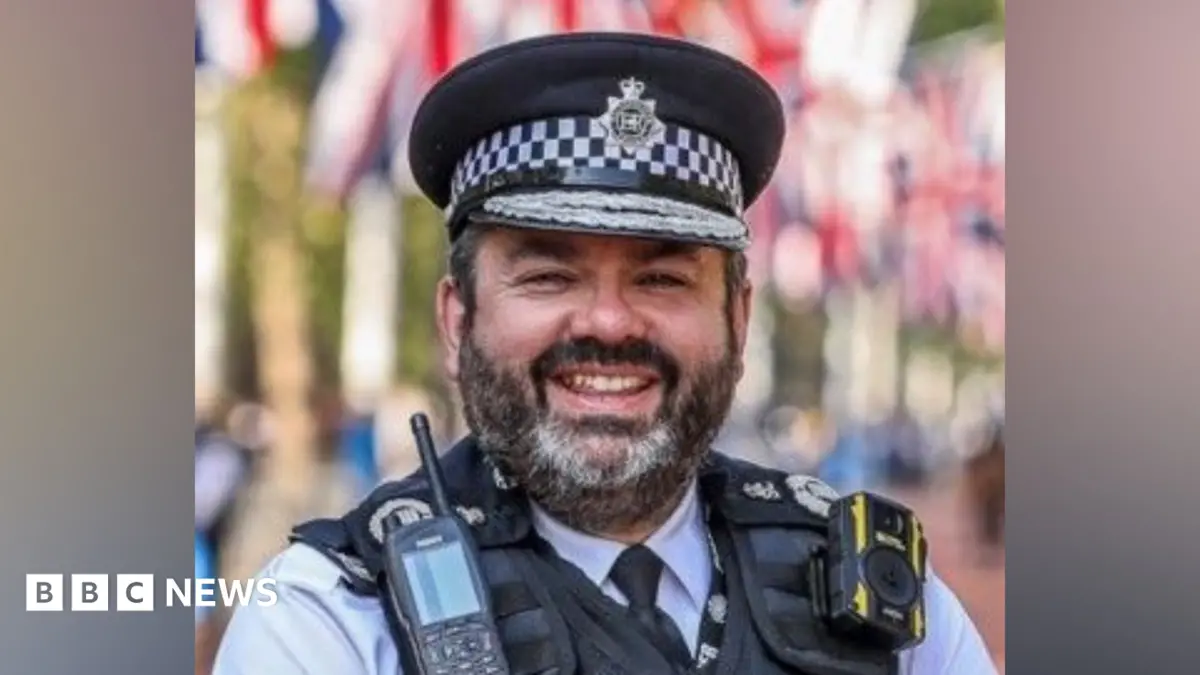Volunteer Police Chief James Deller Sacked Over Inappropriate Images on Work Phone