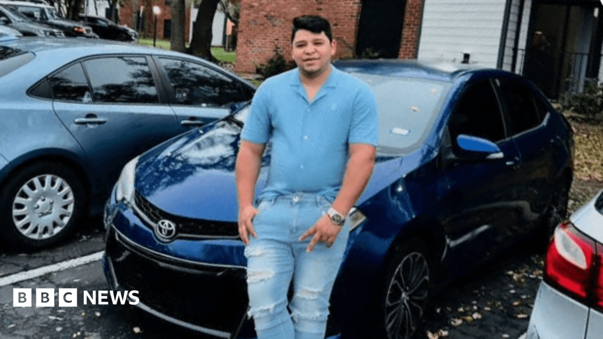 US Judge Halts Deportation of DoorDash Driver Shot by ICE Agent
