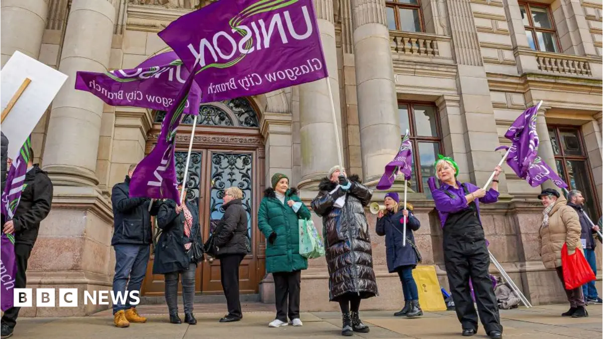Glasgow City Council Workers Face 'Fire and Rehire' Over Equal Pay Dispute