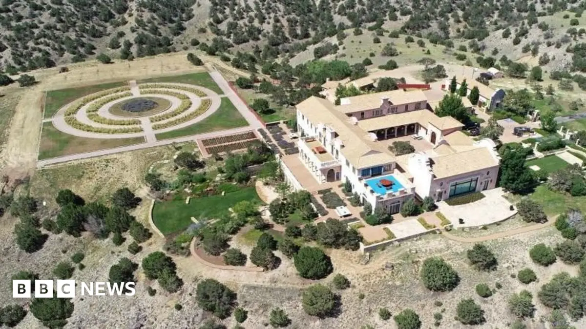 New Mexico Accuses Jeffrey Epstein Lawyer and Accountant of Concealing Sex Trafficking