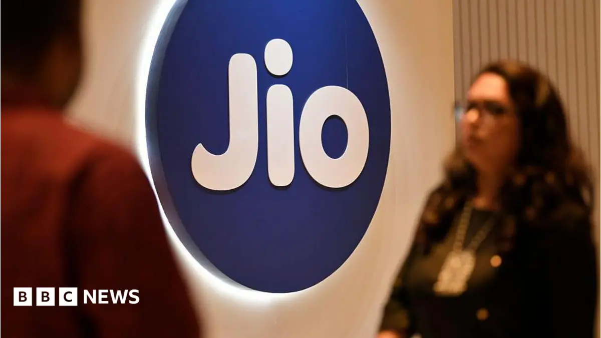 India's Share Sales Reflect Decade of Digital Transformation and Smartphone Adoption