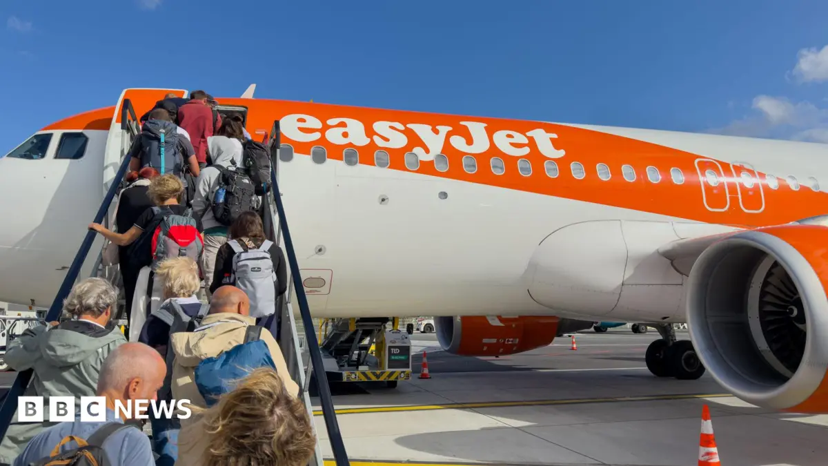 EasyJet Accepts £5.7 Billion Takeover Bid from US Firm Apollo