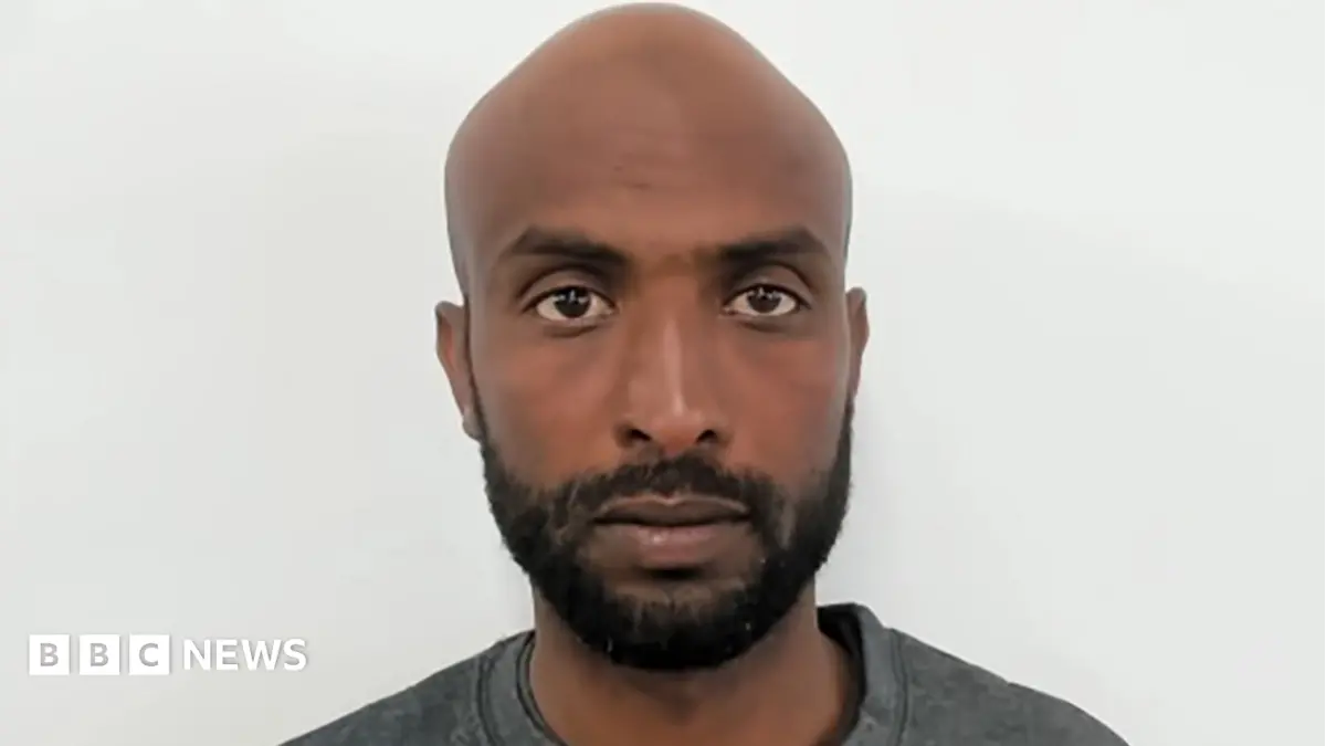People Smuggler Jailed After Piloting Small Boat With 26 Migrants Across English Channel