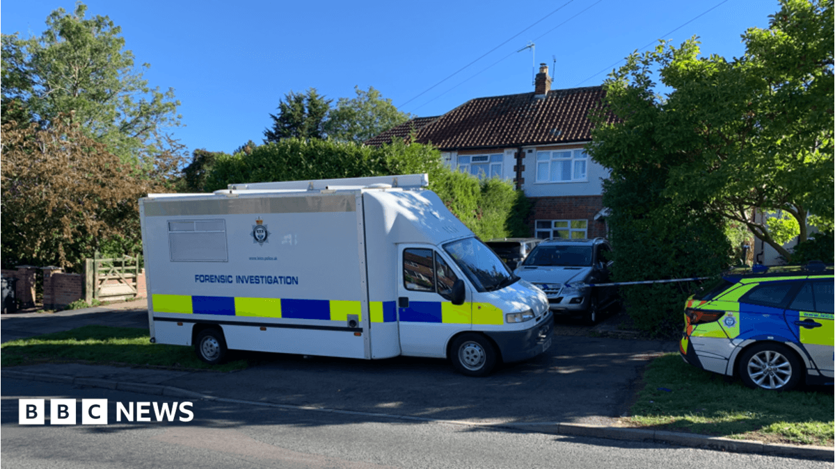 Masked Attackers Stab Father and Son Multiple Times in Leicestershire Home Invasion