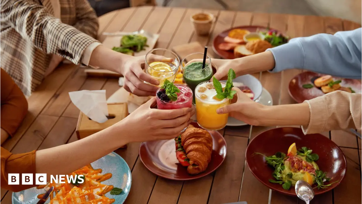 Six Strategies Secure Cheaper Restaurant Meals Amidst Rising UK Dining Costs