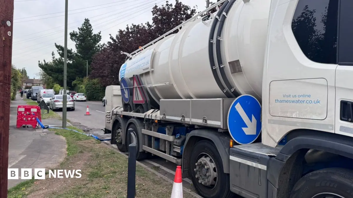 Thames Ditton Residents Lose Water Supply, Surrey Schools Close After Main Burst