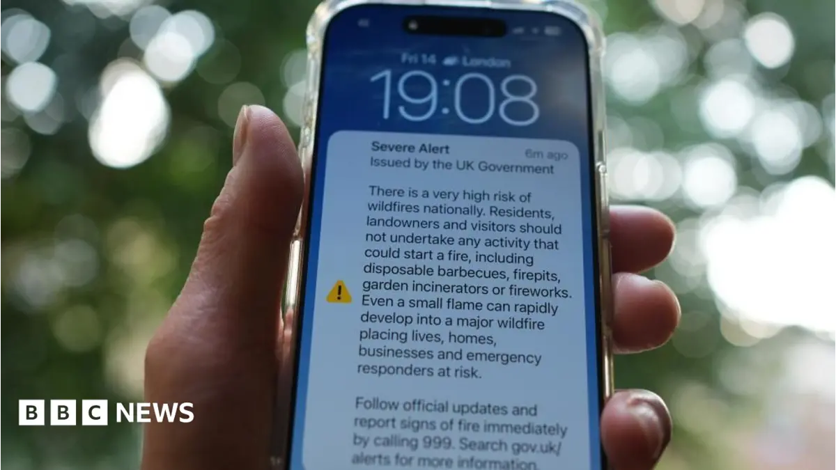 Government Defends Wildfire Phone Alert for England and Wales as ‘Entirely Appropriate’