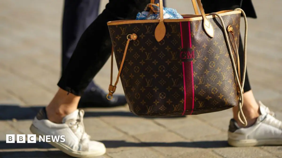 Vietnam Targets Lucrative Counterfeit Market Amid US Pressure on Intellectual Property