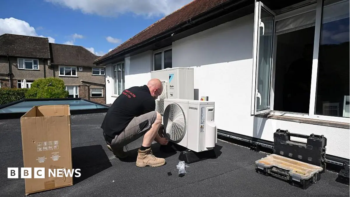 Liberal Democrats Propose Air Conditioning Mandate for UK Public Buildings and New Homes