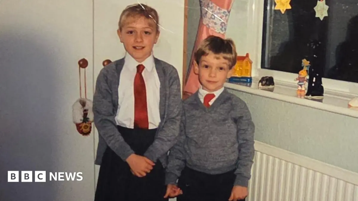 Croatian Refugee Locates Swedish Siblings Who Sent Christmas Gifts 33 Years Ago