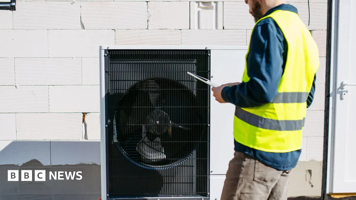 UK Climate Watchdog Reports Stalled Heat Pump Installations After Government Grant Cuts
