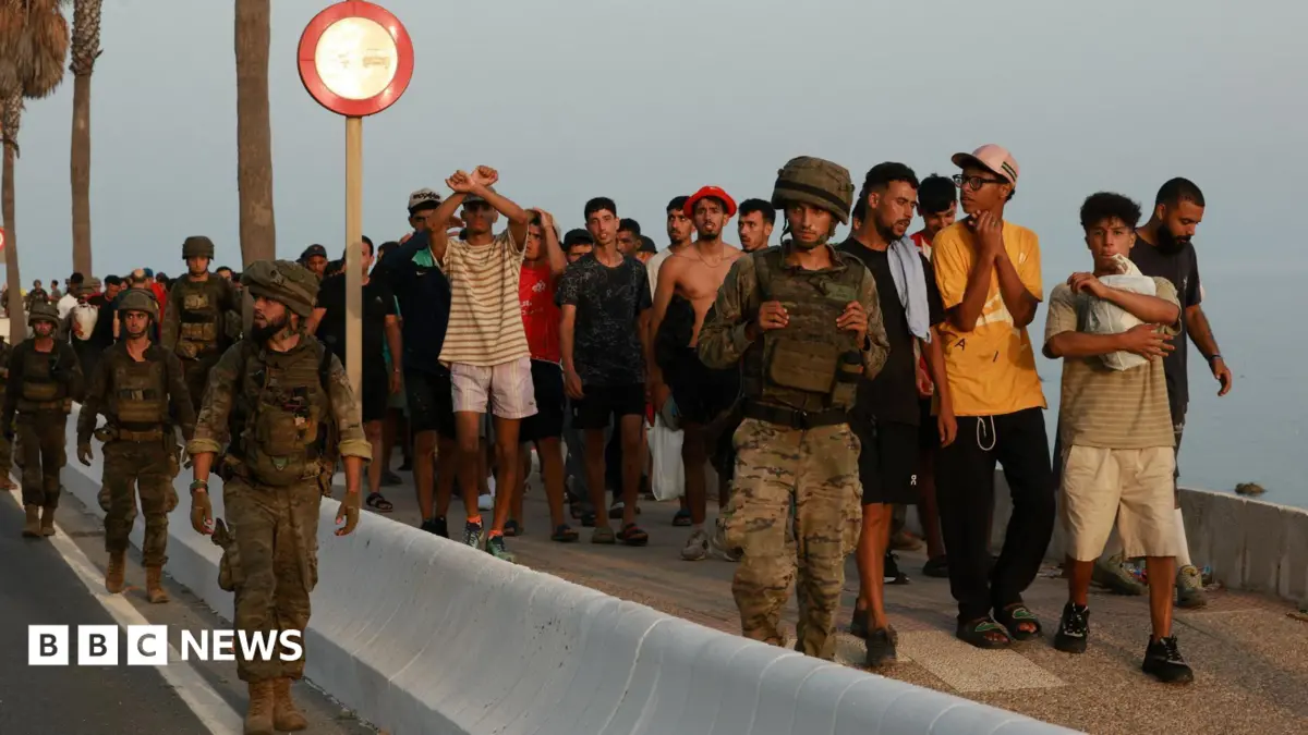 Spain Accuses Morocco of 'Blackmail' Over Ceuta Migrant Influx, EU Convenes Emergency Talks