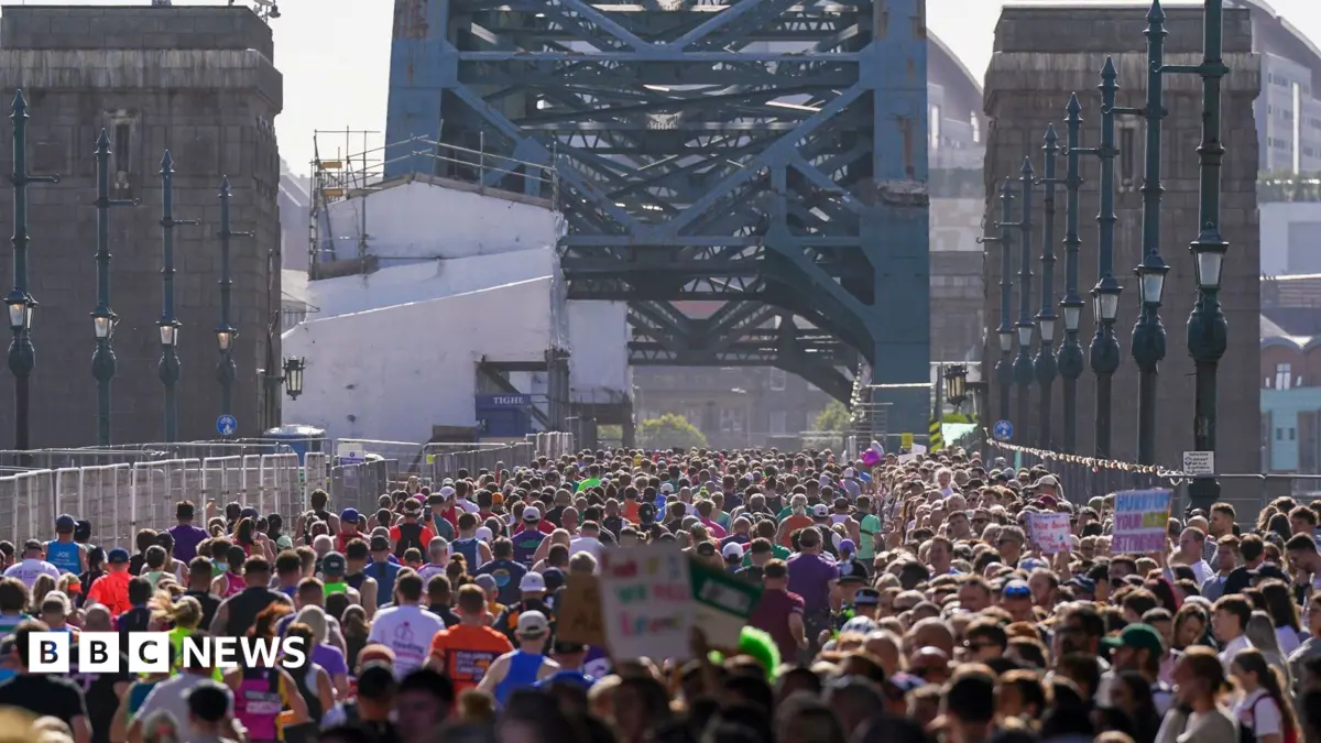 Two Runners, Both 25, Collapse and Die During Great North Run Event