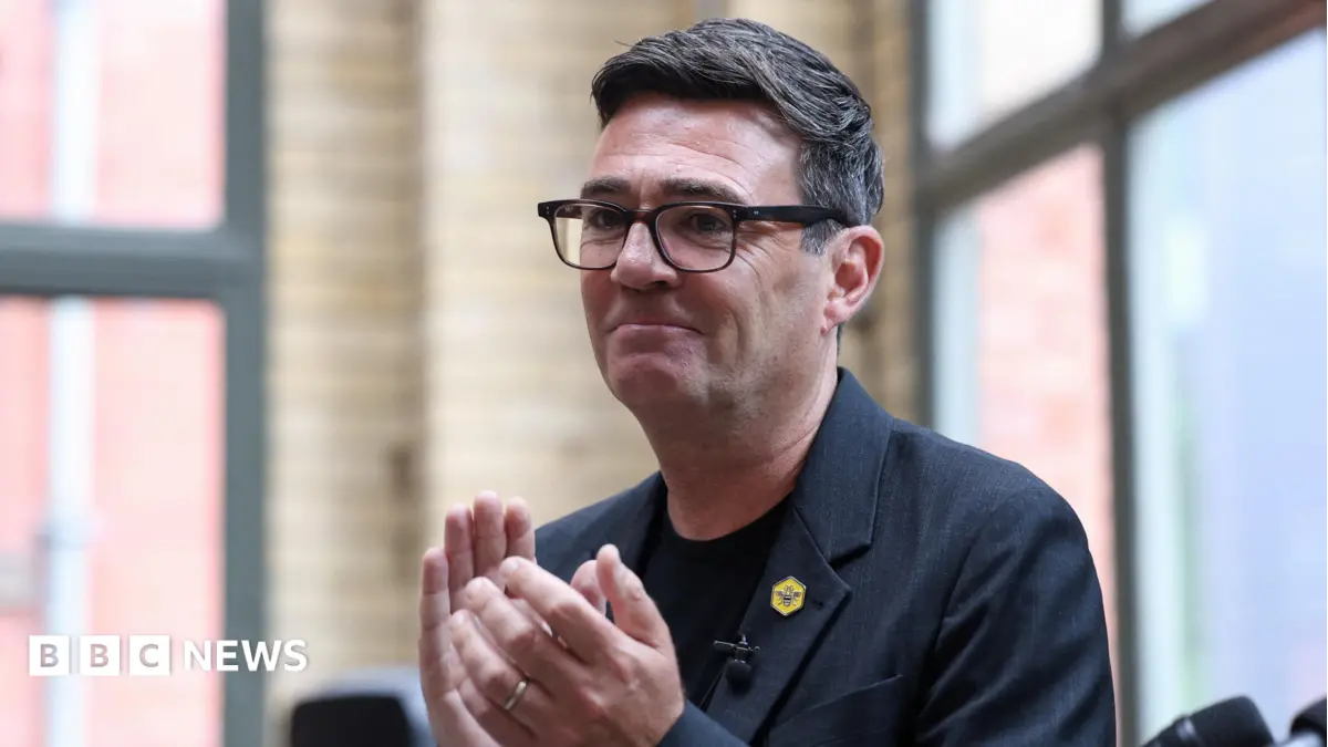 Labour Women Demand Fifty Percent Female Representation in Andy Burnham's Potential Cabinet