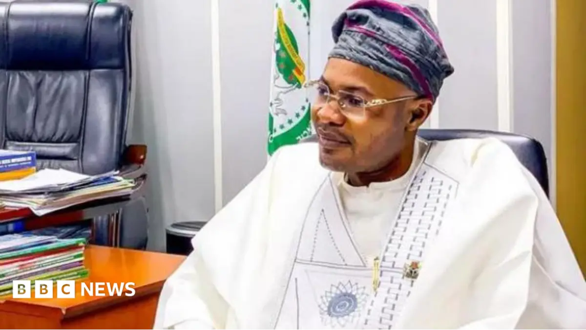 Nigeria Arrests Fake Government Agency Boss After Presidential Corruption Investigation Order