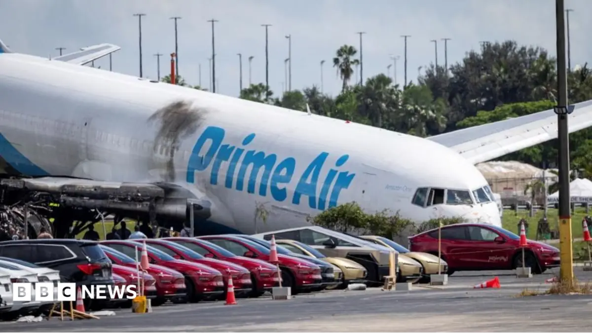 Boeing 767-300 Overshoots Miami Runway, Five Killed in Cargo Plane Crash
