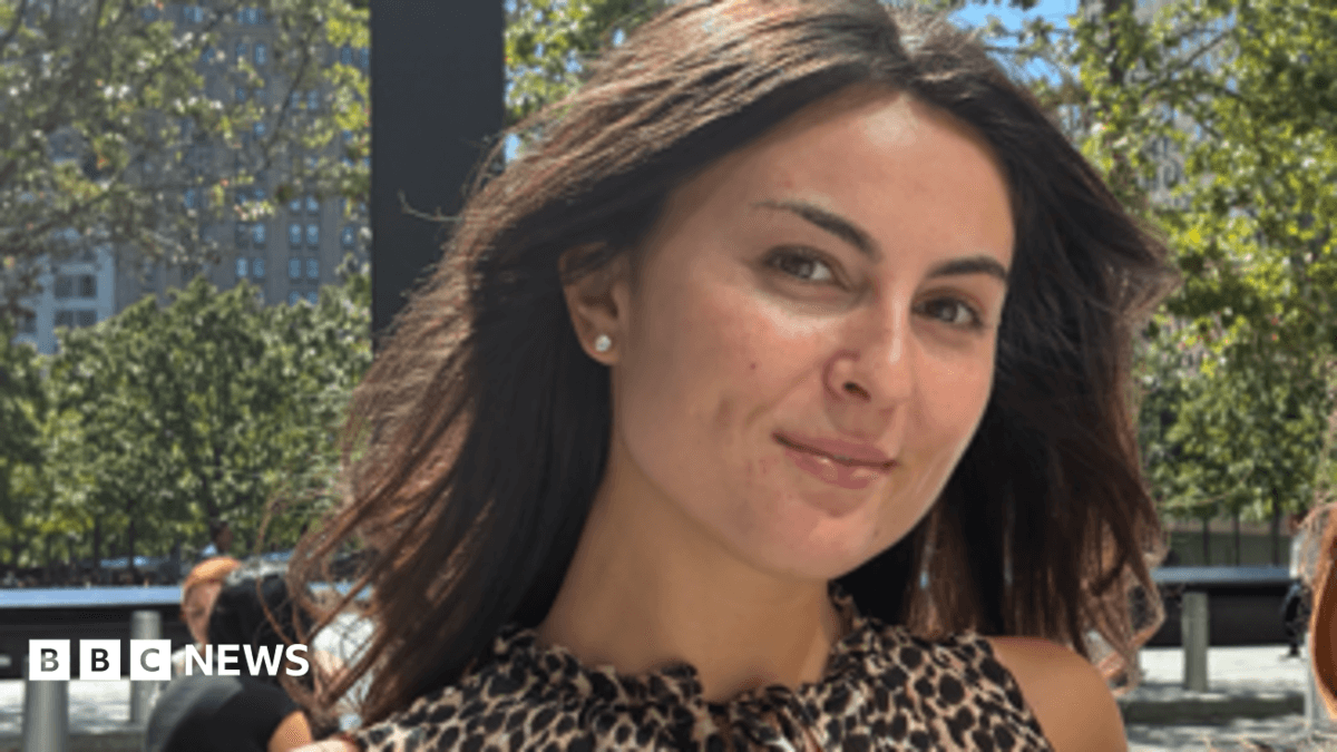 Job Seeker Secures Employment After Sending 200 Direct Messages to Companies