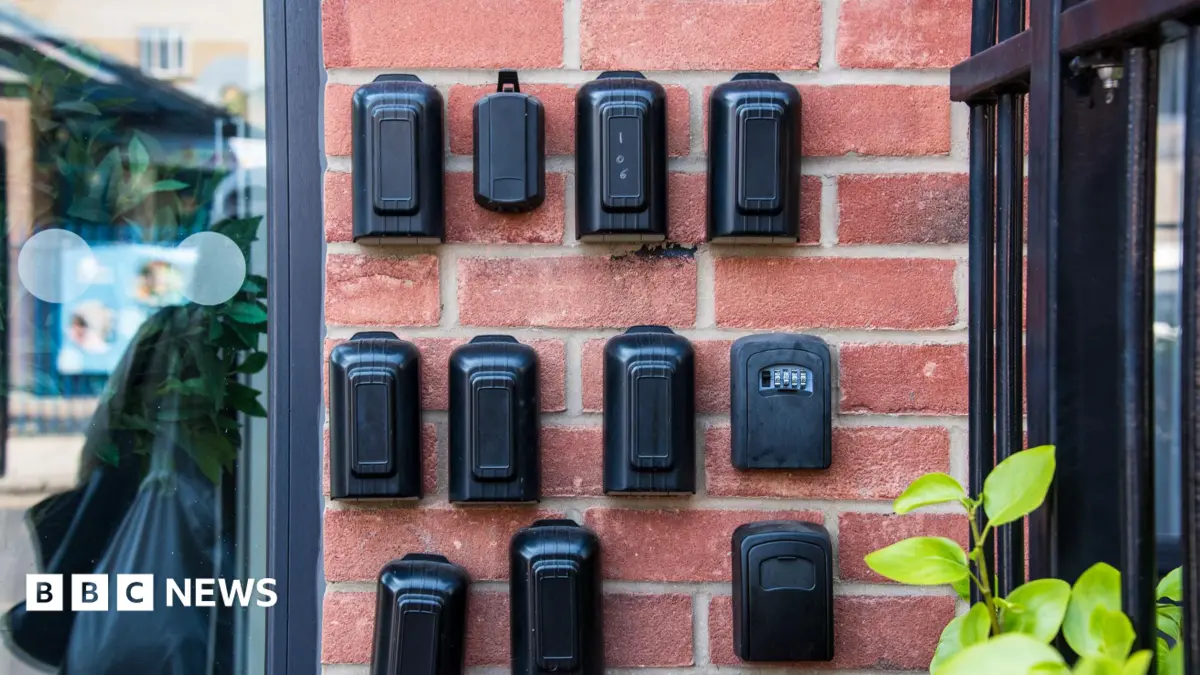 Six Thousand UK Social Homes Illegally Sublet on Airbnb and Other Rental Platforms
