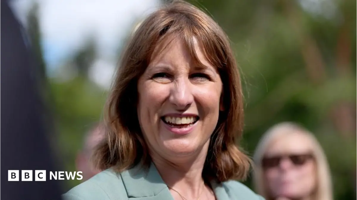 Reeves Endorses Burnham for Prime Minister Despite Reported Demotion Risk