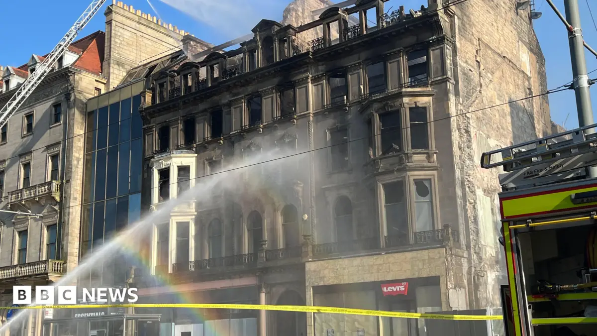 Edinburgh Princes Street Fire Requires Forty Firefighters Through Early Morning