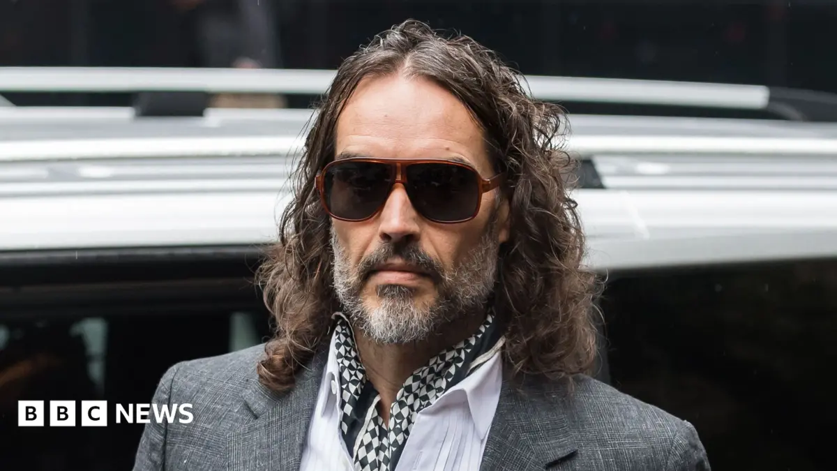 Russell Brand Accused of Requesting Female Fan Phone Numbers by Former Assistant at High Court