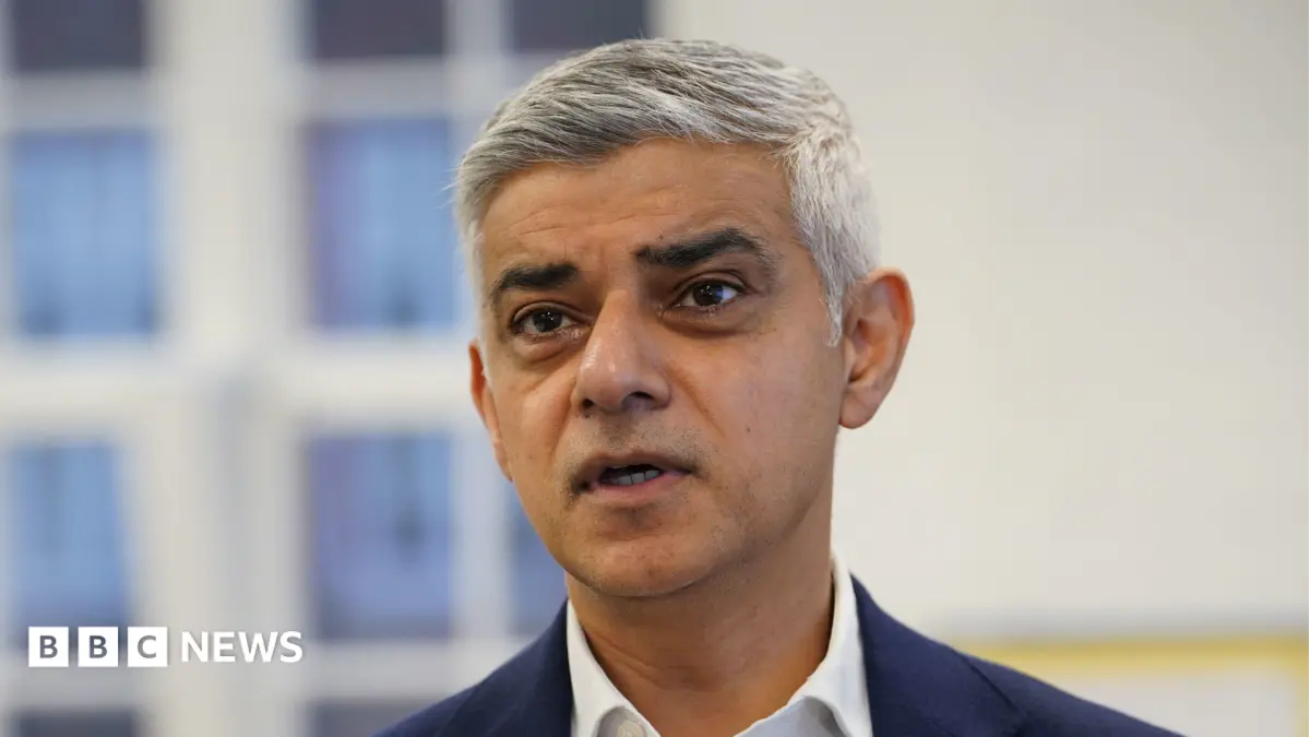 London Mayor Sadiq Khan Joins 25 New Peers Entering House of Lords