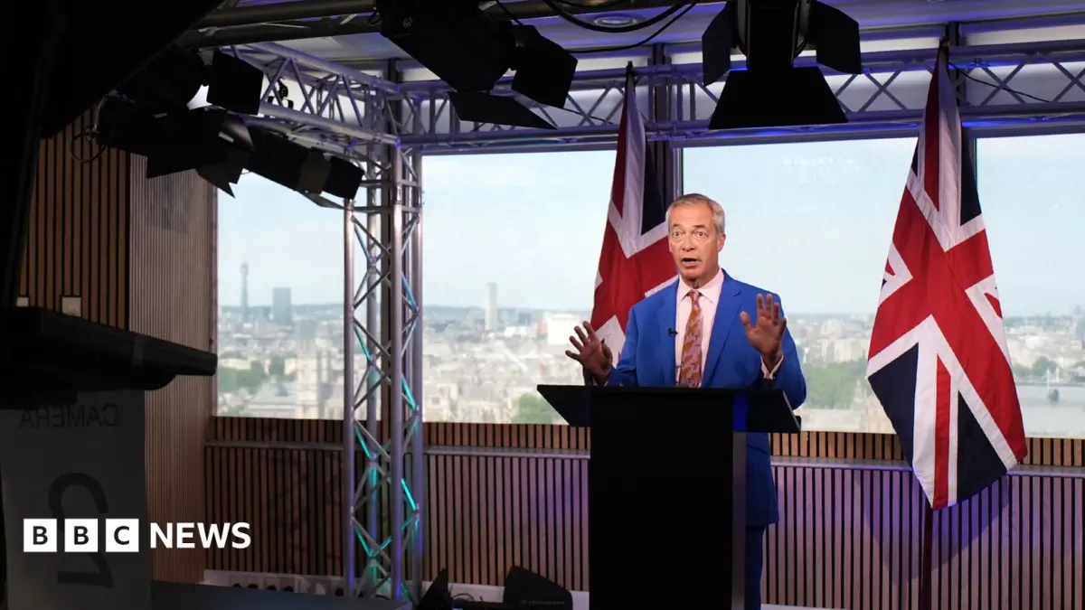 Nigel Farage Targets Rochester and Strood By-Election, Framing Anti-Establishment Campaign