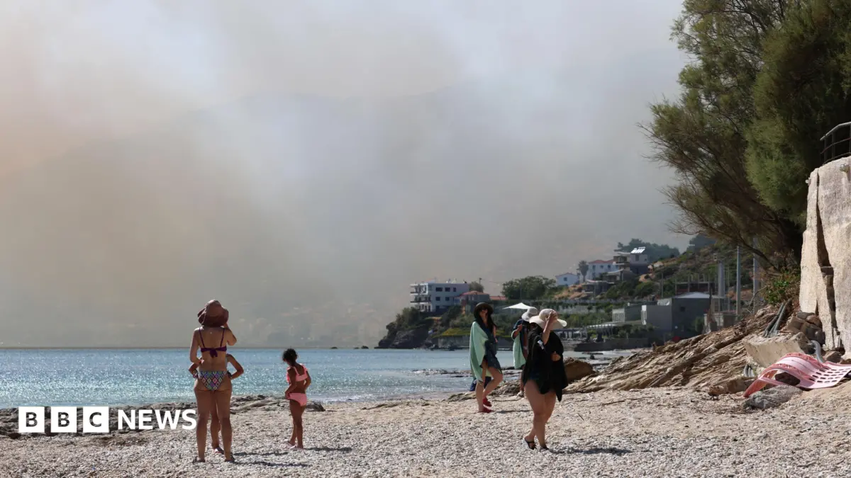 Thousands Evacuated as Wildfires Engulf Rethymno Region on Crete