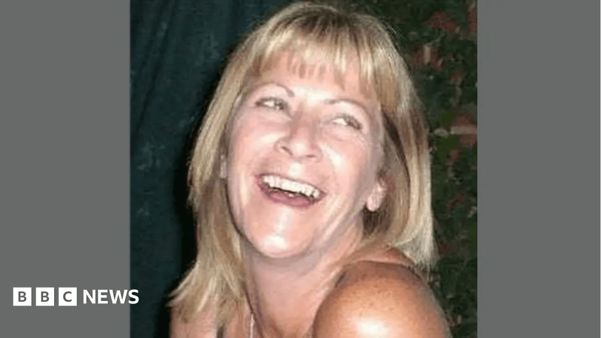 Man Pleads Not Guilty to 2009 Murder of Scottish Woman Jean Hanlon in Crete