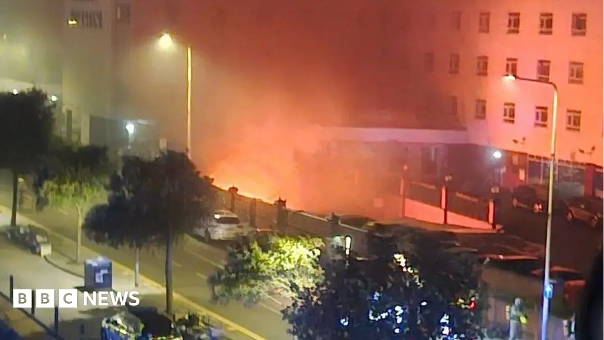 Folkestone Grand Burstin Hotel Fire Prompts Evacuation of 280 Residents