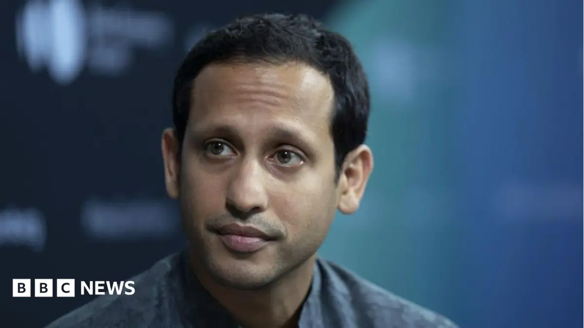 Former Indonesian Education Minister Nadiem Makarim Jailed 10 Years for Laptop Deal Corruption