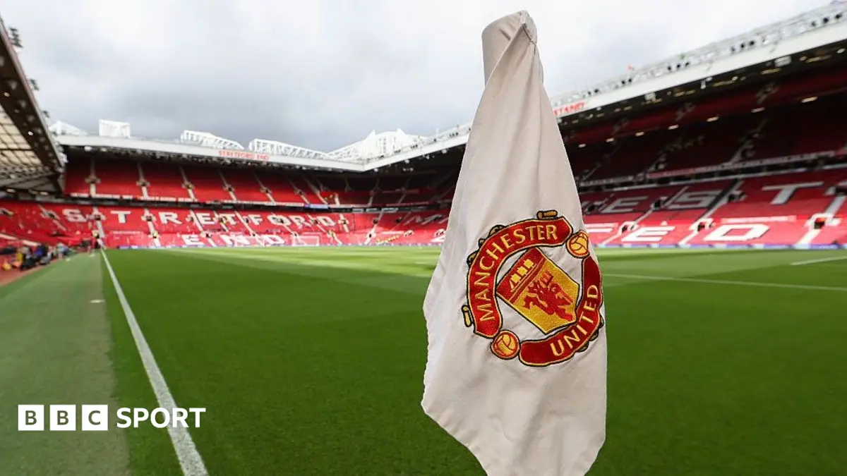 Manchester United Honours Deceased Police Constable Matthew Blades at Old Trafford Fixture