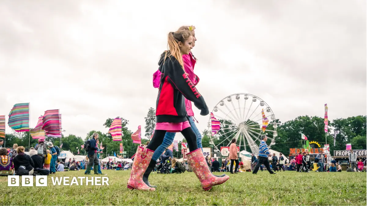 Strong Winds and Thunderstorms Usher in Cooler Bank Holiday Weekend Across UK