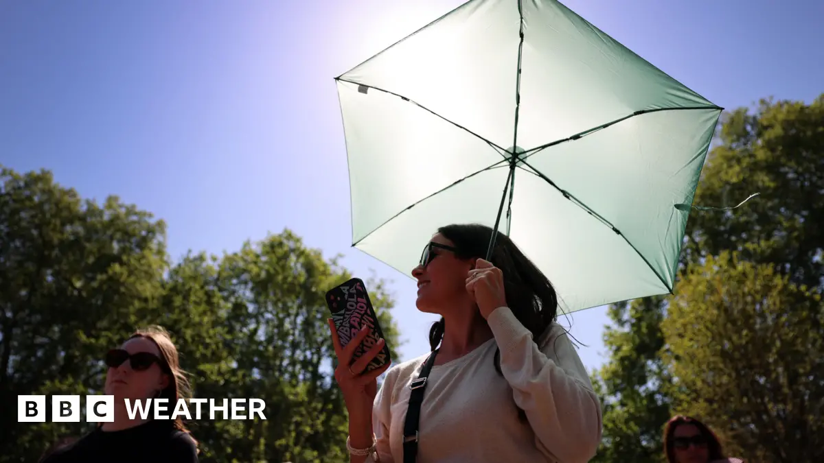 UK Experiences Warmest Day of 2024 as Temperatures Reach 27.5C in Surrey