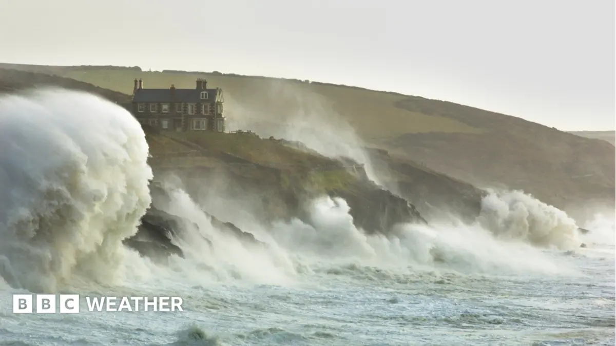 Atlantic Jet Stream Intensifies, Bringing Storm Risk to UK This Week