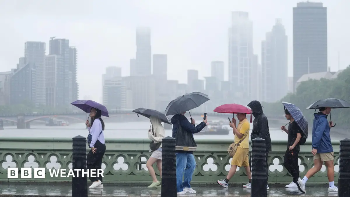 Heavy Showers and Thunderstorms Threaten Flash Flooding Across United Kingdom