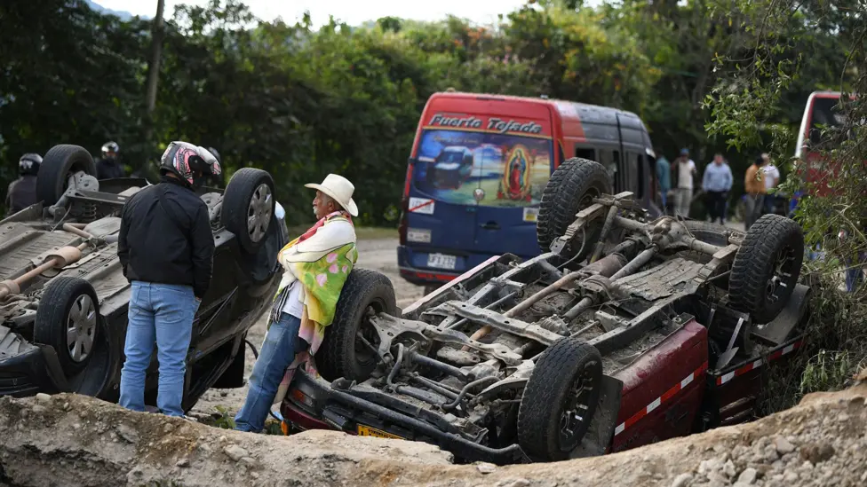 Twenty Dead, 36 Injured After Bus Bomb Detonates on Pan-American Highway in Colombia