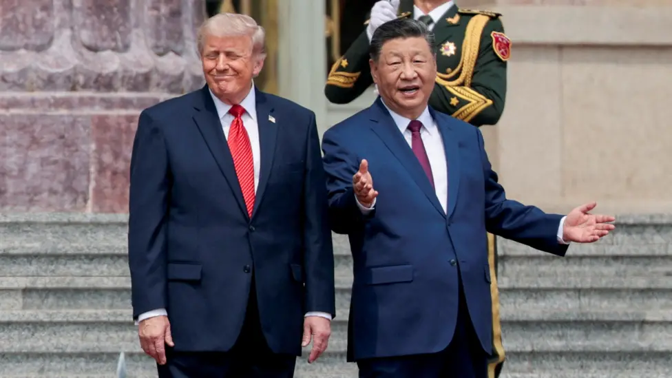 Trump Receives Grand Beijing Welcome, Securing Chinese Help on Hormuz Strait