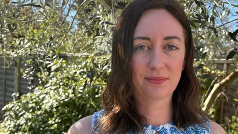 Woman claims 'medical misogyny' led to delayed diagnosis for severe pain