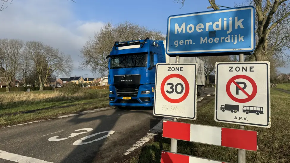 Dutch Village of Moerdijk Faces Demolition for Green Energy Transition