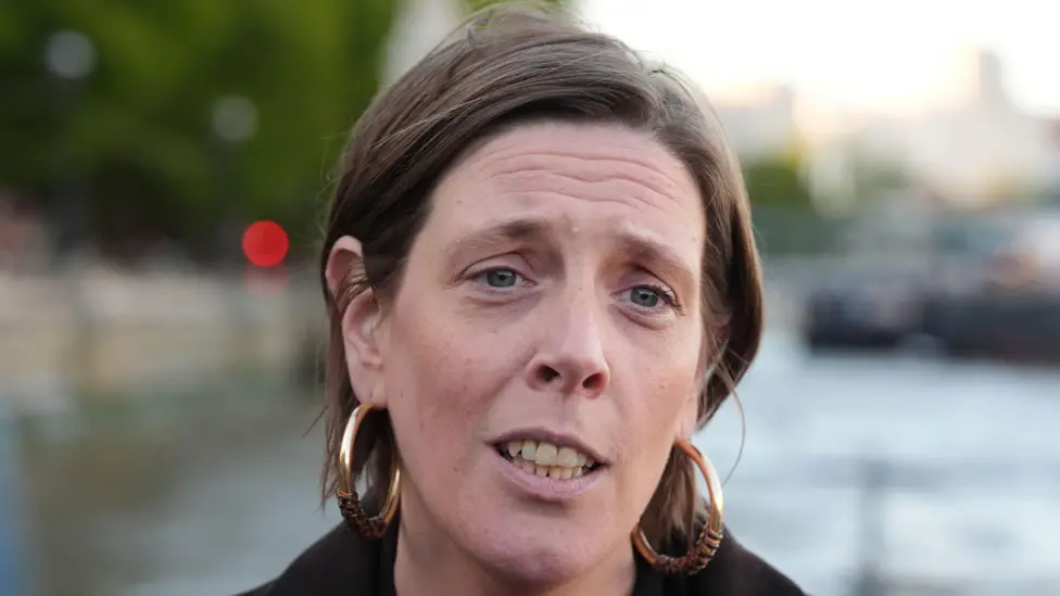Jess Phillips Resigns as Safeguarding Minister, Citing Stalled Progress and Leadership Inertia