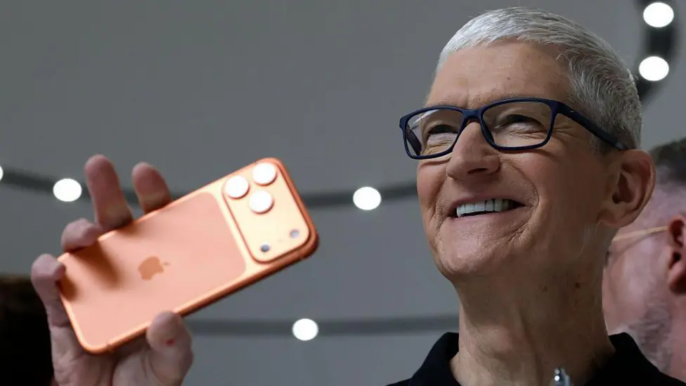Apple Boss Tim Cook Confirms Product Price Rises Due to Surging Memory Chip Costs