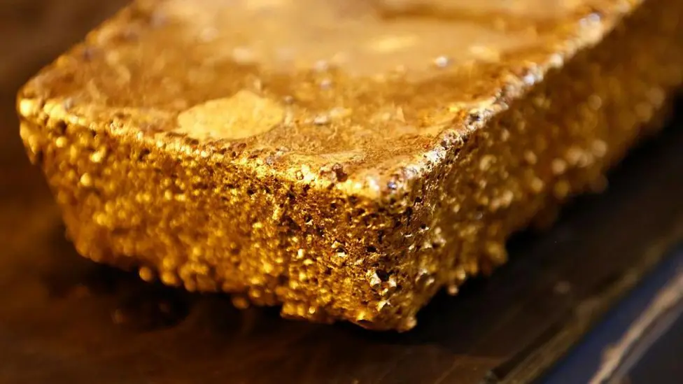 Guinea Halts Raw Gold Exports, Mandates Domestic Processing to Boost Economy