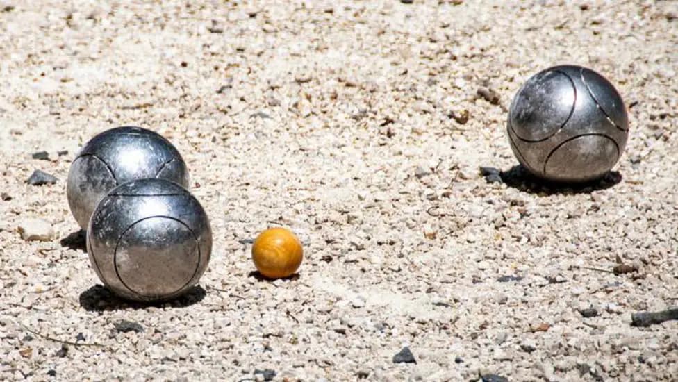 Mimizan Pétanque Player, 68, Dies After Metal Boule Strike in Team Dispute