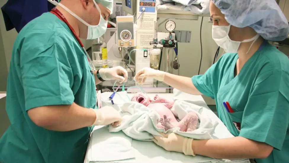 England Sees Quarter of All Births Become Emergency Caesareans, Up Eight Percentage Points