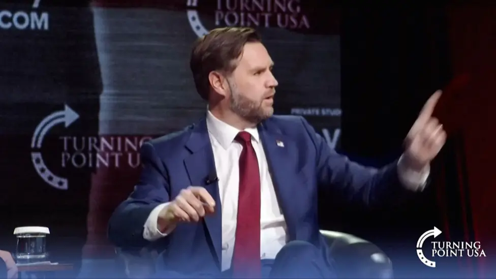 US Vice-President Heckled Amidst Critique of Pontiff's Theological Stance