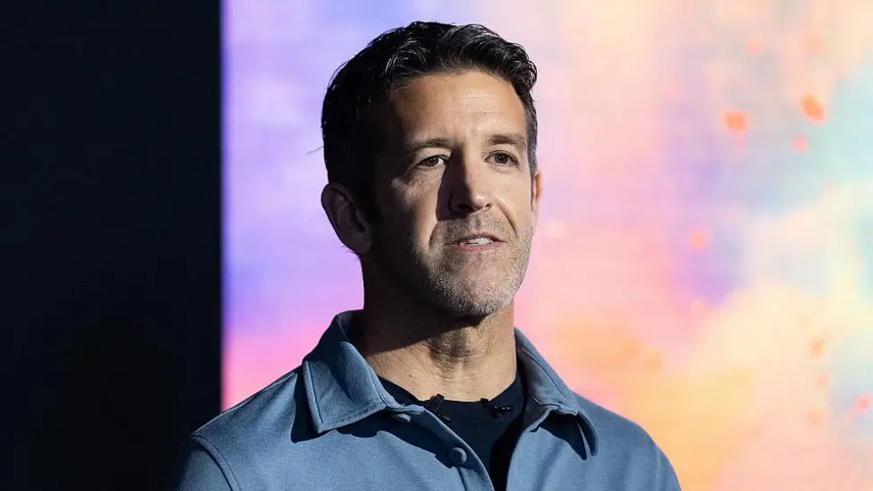 Apple Appoints John Ternus Chief Executive, Tim Cook Transitions to Executive Chairman